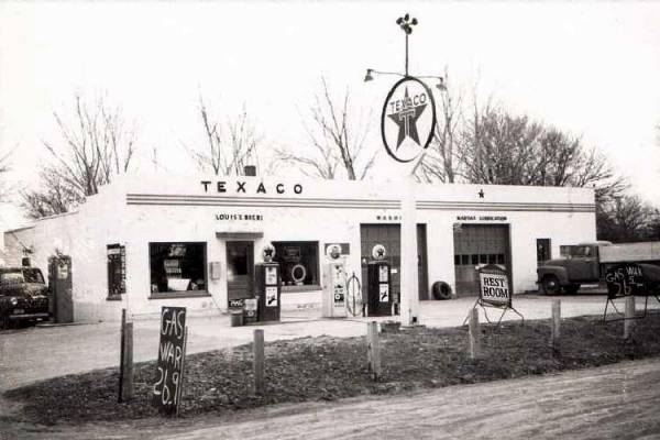 Gas War Rock Island Illinois by Ted Bieri