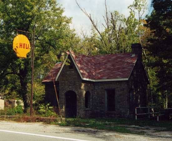 Shell Station Grant County Kentucky by Bill Eichlbeger