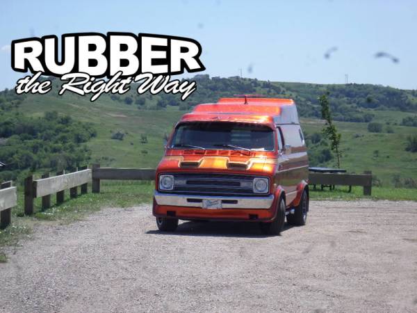 Lorne's 1977 Dodge Street Van